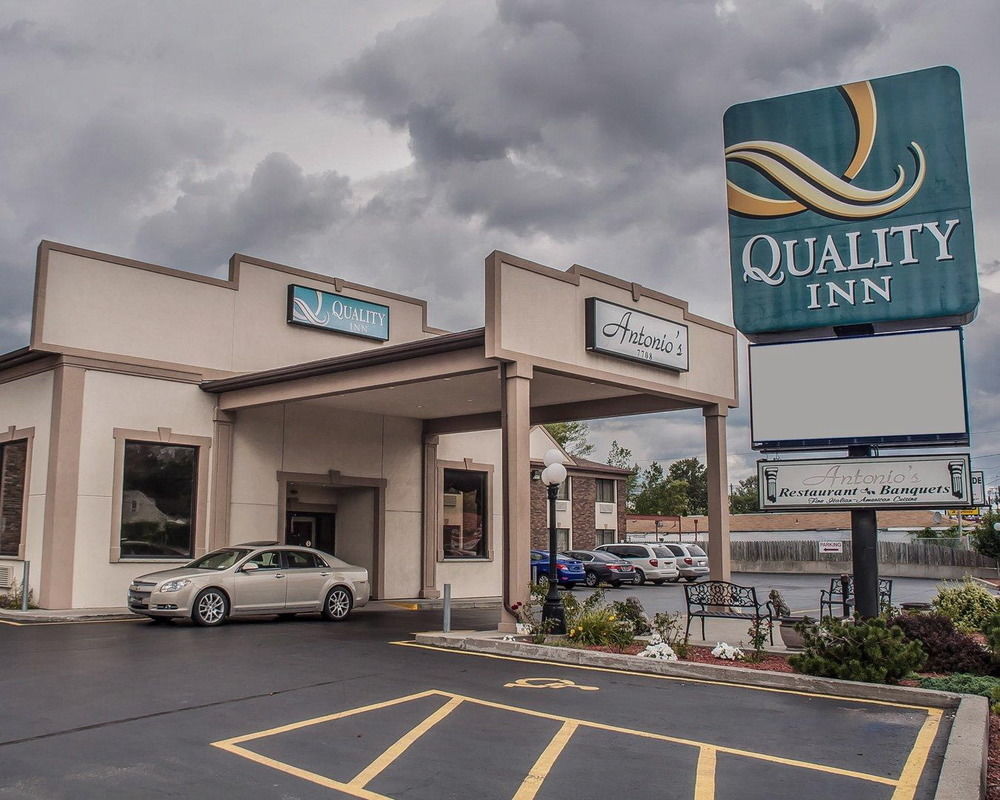Quality Inn - Niagara Falls Blvd Exterior foto